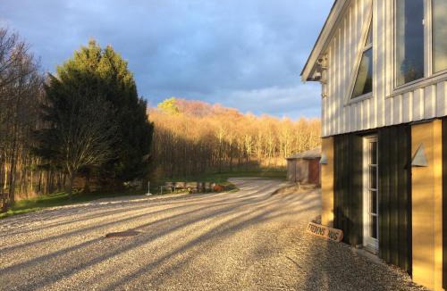 Soro Bed & Breakfast | Rainbows End B&B