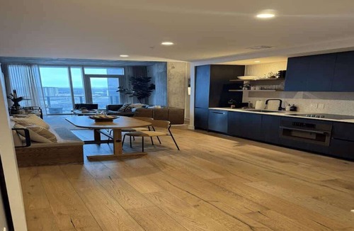 Rainey Street Historic District Apartment | Rainey St LuxuryCondo w/Balcony