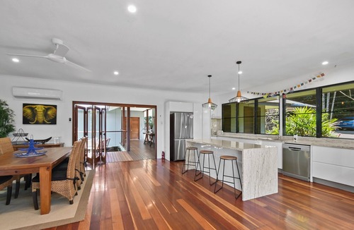 Edmonton House | Rainforest Relaxation.