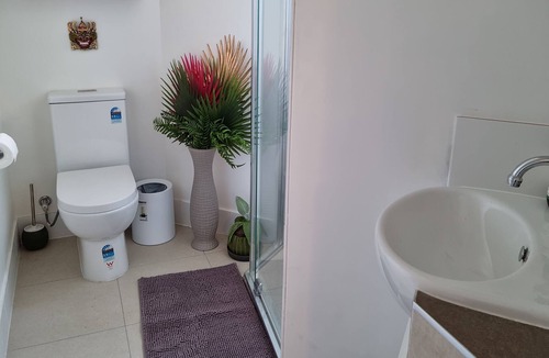 Maryborough House | Rainforest Retreat Garden Room