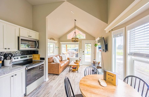 Forks House | Rainforest Tiny Home Retreat #19