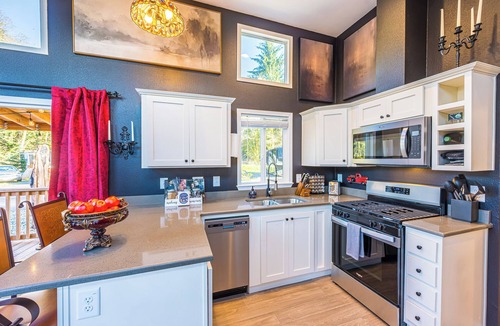 Forks Cabin | Rainforest Tiny Home Retreat #23 Twilight Edition