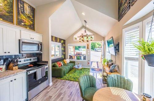 Forks House | Rainforest Tiny Home Retreat #25 Enchanted