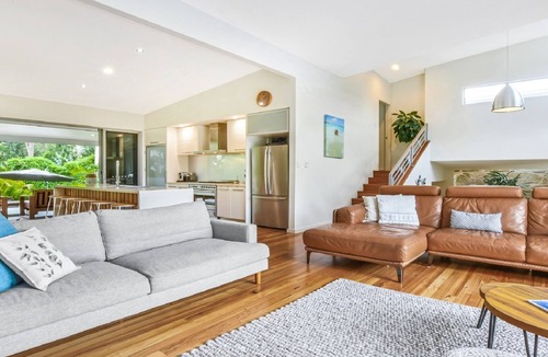 Boomerang Beach House | Rainforest Tranquility