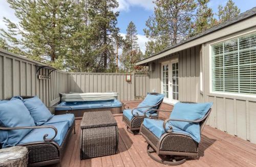 Deer Park House | Rainier Rest Stop
