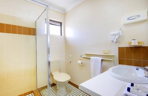 Hermit Park Hotel | Raintree Motel