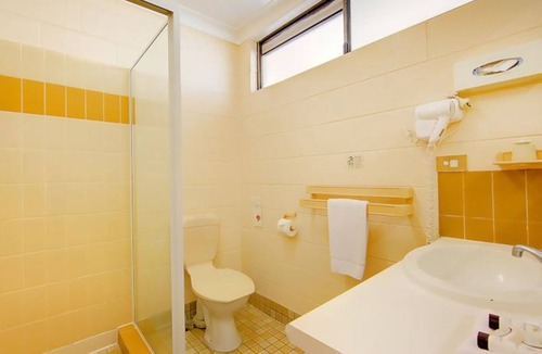 Hermit Park Hotel | Raintree Motel