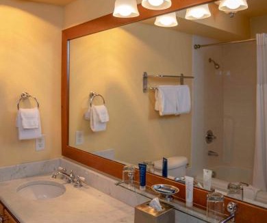 Birch Bay Hotel | Raintree's Sandcastle, Birch Bay