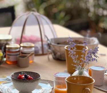 Clesse Bed & Breakfast | Raisin Vert