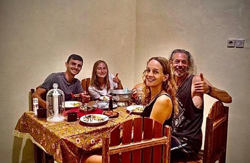 Waisai Bed & Breakfast | Raja Ampat Family Guest House
