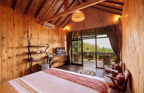 Bangunjiwo Hotel | RAJAKLANA Resort, Villa And Spa