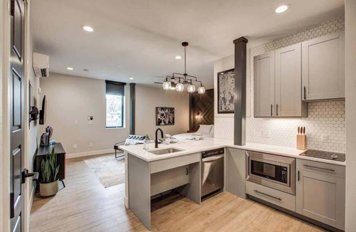 Berkeley Apartment | RALEIGH - Modern ADA-Accessible Studio