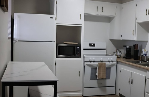 Ralls Apartment | Ralls 2BR: Kitchen, Washer, 40m Digital Galaxy