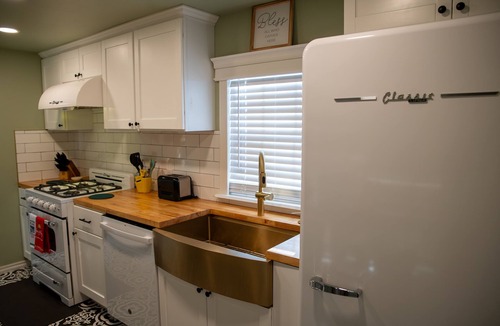 Chickasha House | Ralphie’s House “A Major Award” near Leg Lamp!