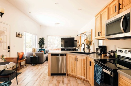 Ralston Valley Apartment | Ralston Creek Cottage - Serene Park Views