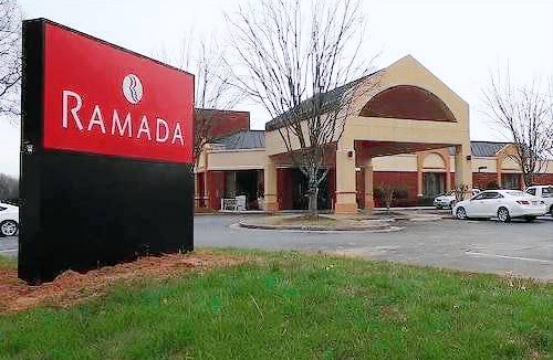 Gainesville Hotel | Ramada by Wyndham Gainesville