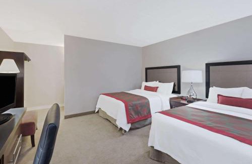 Neponset - Port Norfolk Hotel | Ramada by Wyndham Boston
