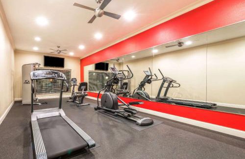 College Station Hotel | Ramada by Wyndham College Station