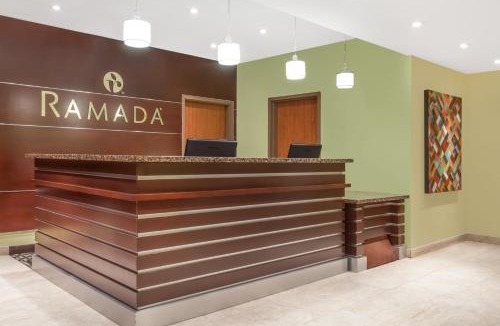 Carlyle Hotel | Ramada by Wyndham Carlyle
