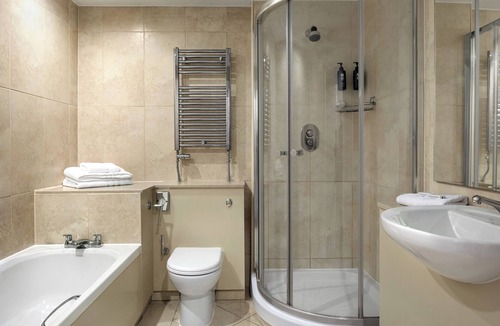 Cheltenham Hotel | Ramada by Wyndham Cheltenham