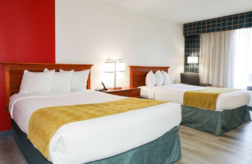 Cumberland Hotel | Ramada by Wyndham Cumberland Downtown