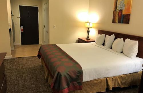 Draper Hotel | Ramada by Wyndham Draper, Utah