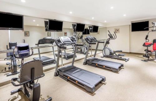 Flushing Chinatown Hotel | Ramada by Wyndham Flushing Queens