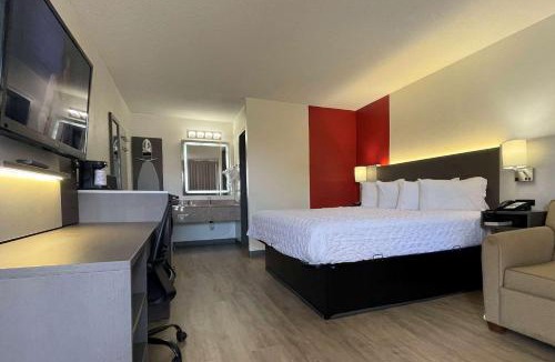 Harrisonburg Hotel | Ramada by Wyndham Harrisonburg