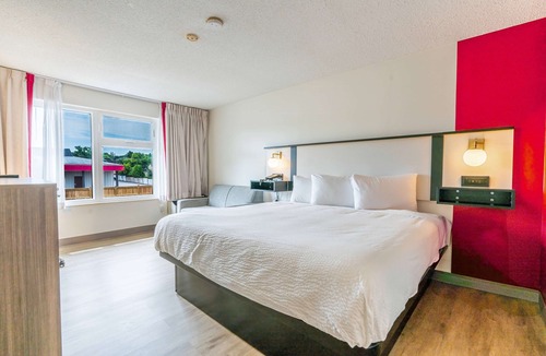 Kingston Hotel | Ramada by Wyndham Kingston