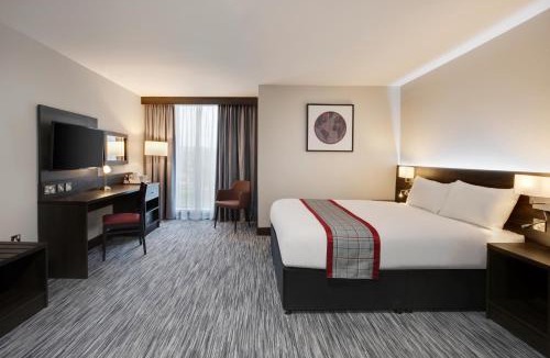 Leeds Hotel | Ramada by Wyndham Leeds East