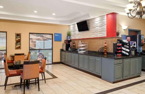 Locust Grove Hotel | Ramada by Wyndham Locust Grove