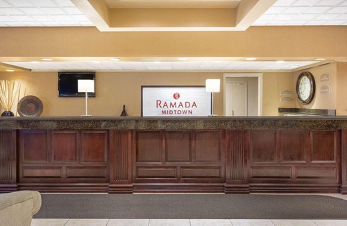 Grand Island Hotel | Ramada by Wyndham Midtown Grand Island