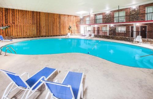 Mountain Home Hotel | Ramada by Wyndham Mountain Home