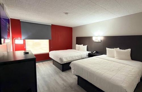 Natrona Hotel | Ramada by Wyndham New Kensington