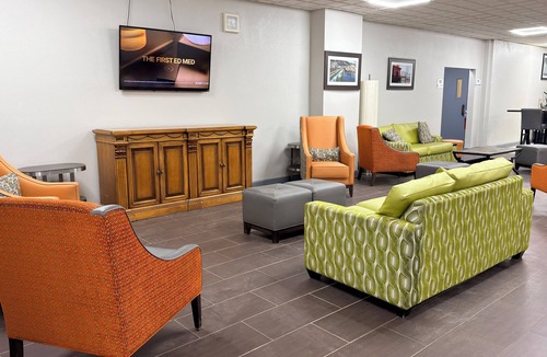 Natrona Hotel | Ramada by Wyndham New Kensington