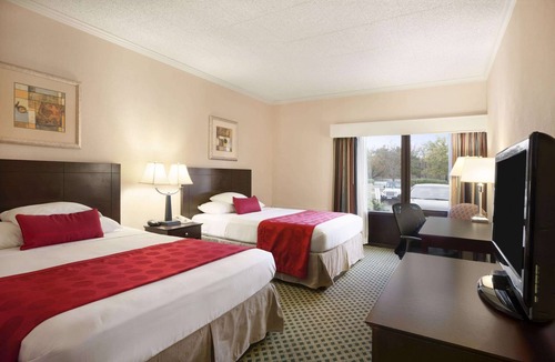 Christiana Hotel | Ramada by Wyndham Newark/Wilmington