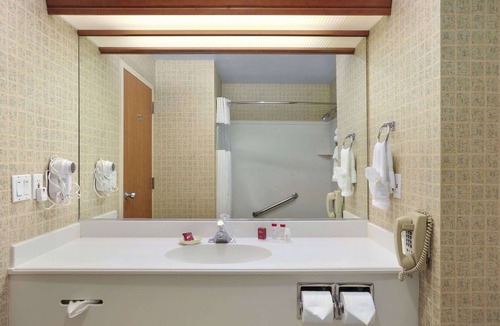Olympia Hotel | Ramada by Wyndham Olympia