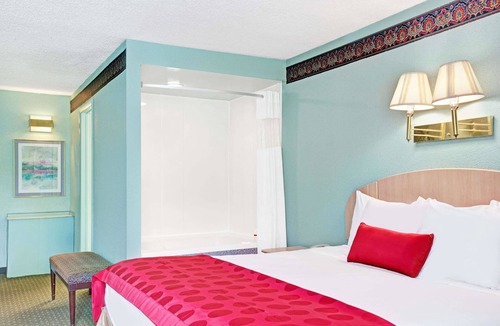 Parsippany Hotel | Ramada by Wyndham Parsippany