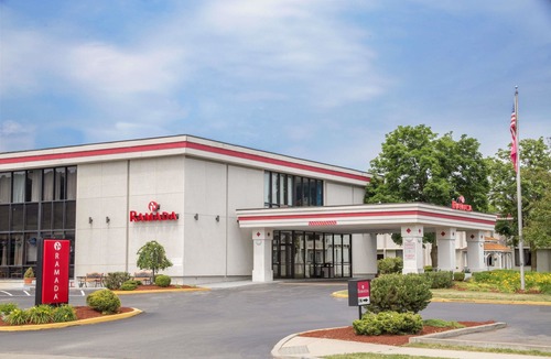 Painted Post Hotel | Ramada by Wyndham Painted Post Corning