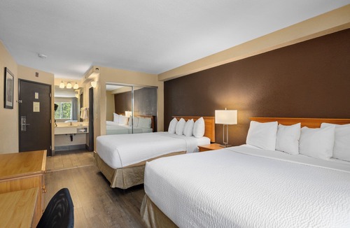 Hazelwood Hotel | Ramada by Wyndham Portland