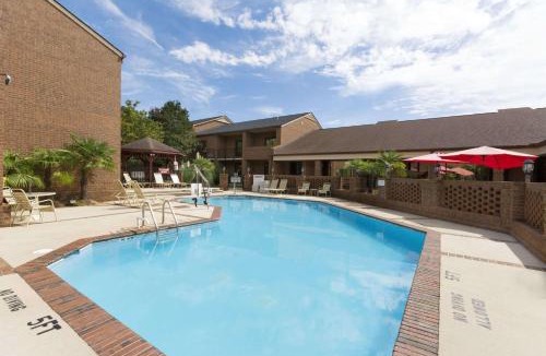 Southwest Raleigh Hotel | Ramada by Wyndham Raleigh