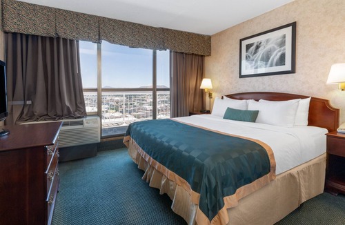 Northeast Reno Hotel | Ramada by Wyndham Reno Hotel and Casino