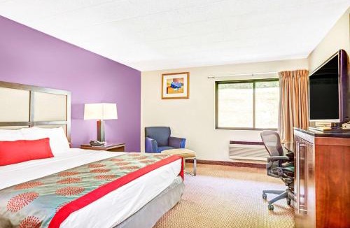 Rockaway Hotel | Ramada by Wyndham Rockaway