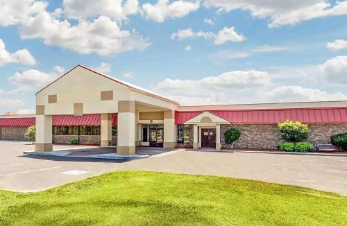 Santee Hotel | Ramada by Wyndham Santee I-95