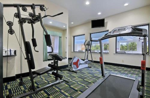 Hewitt Hotel | Ramada by Wyndham South Waco