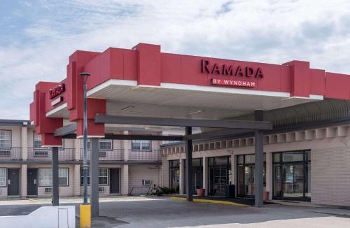 Thunder Bay Hotel | Ramada by Wyndham Thunder Bay Airlane Hotel