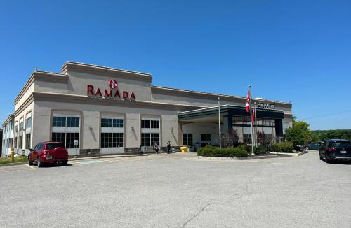 Trenton Hotel | Ramada by Wyndham Trenton