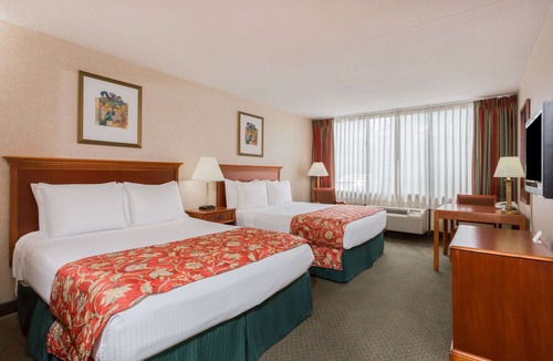 Triangle Hotel | Ramada by Wyndham Triangle/Quantico