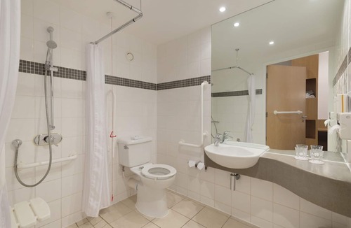 Alverthorpe Hotel | Ramada by Wyndham Wakefield