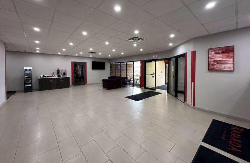 Waupaca Hotel | Ramada by Wyndham Waupaca